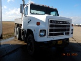 1981 INTERNATIONAL F2275 TRUCK TRACTOR  CUMMINS 250 MOTOR, 10 SPEED TRANSMI
