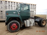 1986 FORD L9000 TRACTOR TRUCK,  CUMMINS MOTOR, 9 SPEED TRANSMISSION, SINGLE