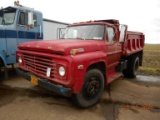 1971 FORD 500 DUMP TRUCK,  GAS V8 ENGINE, 4+2 SPEED, SINGLE AXLE DUELS ON S