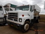 1983 INTERNATIONAL 2275 AUGER TRUCK,  CUMMINS DEISEL, 5-SPEED, SINGLE AXLE,