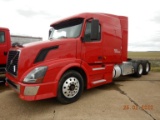 2007 VOLVO 670 TRUCK TRACTOR, 1100000+miles  VOLVO D12 ENGINE, 10 SPEED, TW