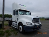 2007 FREIGHTLINER CVC TRUCK TRACTOR, 770K+ MILES  DAY CAB, DETROIT 60 SERIE