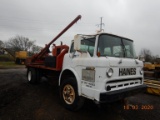 1988 FORD F-80000 DIESEL ENGINE, 5 SPEED, S/N 37240, OUTRIGGERS, DAYTON WHE