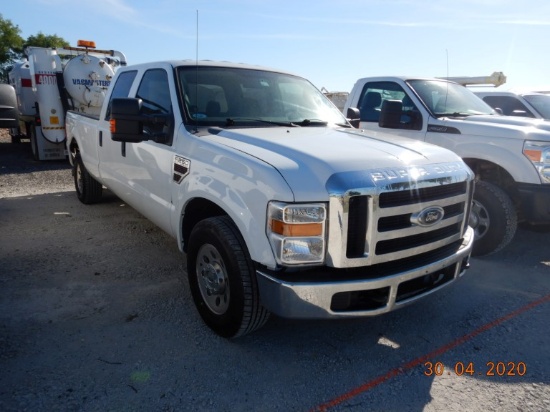 2008 FORD F250 XLT PICKUP TRUCK, 180,735 MILES ON METER  CREWCAB PICKUP, 2W