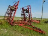 TRIPLE K,  35', WALKING TANDEMS, MOUNTED HARROWS WITH BASKETS, HYDRAULIC FO