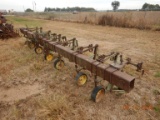 JOHN DEERE CULTIVATOR,  6 ROW