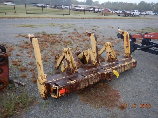 JOHN DEERE 670 HYDRAULIC RIPPER