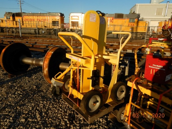 PALLET WITH (2) TORCH BOOTLE CARTS