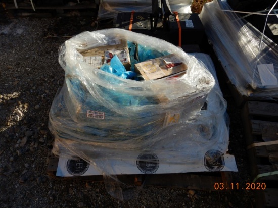 PALLET WITH EGR VALVES