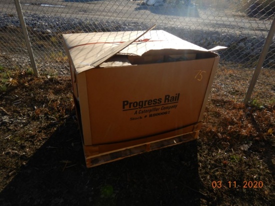 PALLET WITH EGR VALVES