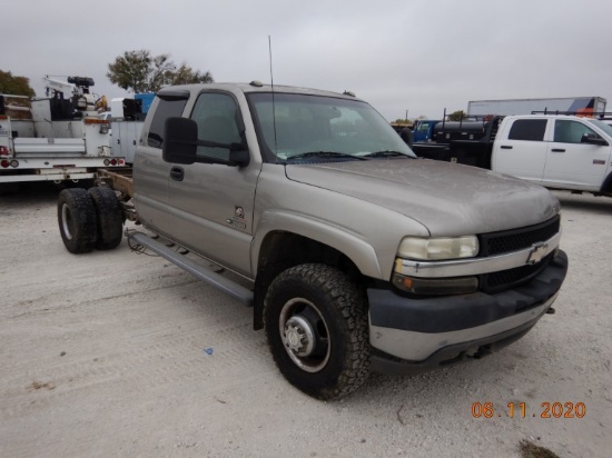 2002 CHEVROLET 3500 CAB & CHASSIS,  4WD EXTENDED CAB, 6.6L DURAMAX DIESEL,