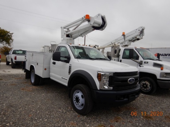 2018 FORD F450 XL BUCKET TRUCK, 1,333 MILES  2WD, 6.7L POWERSTROKE DIESEL,
