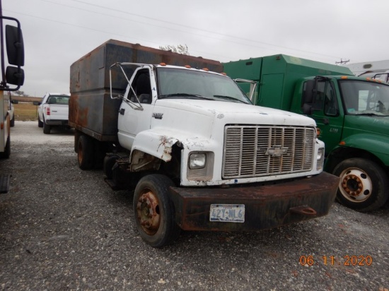 1995 CHEVROLET KODIAK CHIPPER DUMP TRUCK, 161,124 MILES  3116 CAT DIESEL, 5
