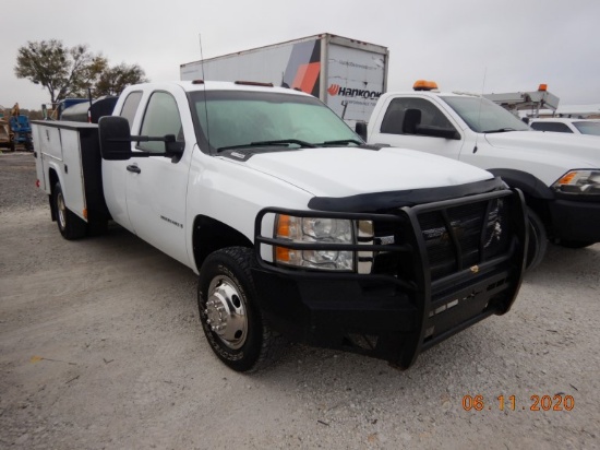 2008 CHEVROLET 3500 UTILITY PICKUP TRUCK, 145,653 MILES  4WD, EXTENDED CAB,