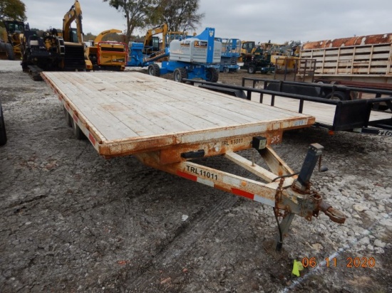 FLATBED TRAILER,  20', BALL HITCH, SPRING RIDE, ELECTRIC BRAKES S# N/A