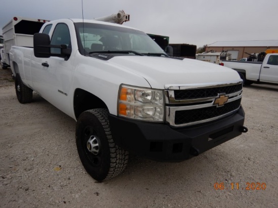 2011 CHEVROLET 2500 TRUCK, 267,330+ mi,  EXTENDED CAB, 2-WD, 6.0L GAS, AUTO