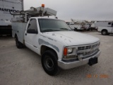 1998 CHEVROLET 3500 UTILITY TRUCK, 271,128+ mi,  2-WD, 5.7L GAS, AUTOMATIC,