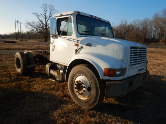 2000 INTERNATIONAL 4700 CAB & CHASSIS, n/a+ mi,  DT 466E DIESEL, 6-SPEED, S