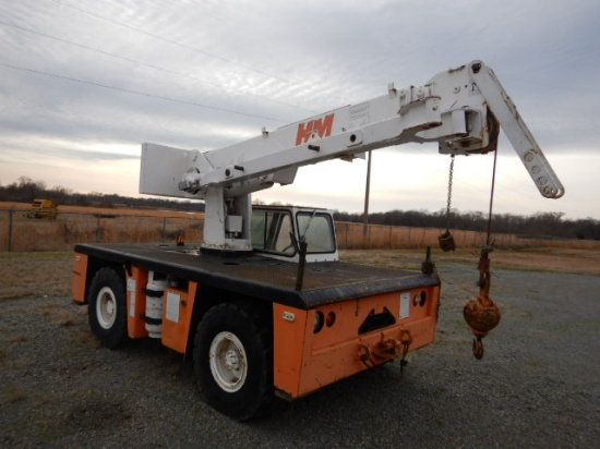 GROVE AP308 CARRY DECK CRANE, 5,613+ hrs on meter,  15K, OUTRIGGERS S# 7011