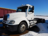 2005 FREIGHTLINER COLUMBIA TRACTOR TRUCK  DETROIT ENGINE, AUTOMATIC TRANSMI