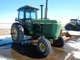 JOHN DEERE 4440 WHEEL TRACTOR  CAB AND AIR, 540 PTO, 10.00/16 FRONT TIRES,