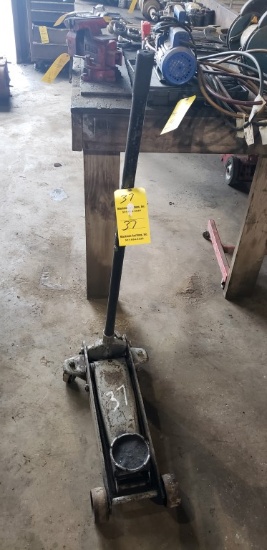 FLOOR JACK