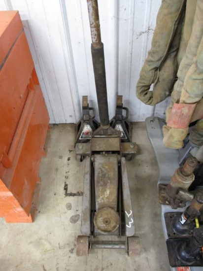 FLOOR JACK,  HYDRAULIC, 2-TON, WITH JACK STANDS