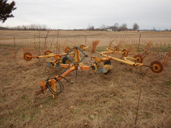 VERMEER WR20 HAY RAKE,  8-WHEEL, HYDRAULIC FOLD S# 1VRB161W3W1002100