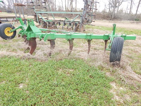 JOHN DEERE RIPPER,  11 SHANK, 3 POINT