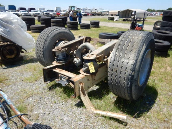 AIR LIFT PUSHER AXLE,  22.5 SUPER SINGLE TIRES ON HUB PILOT RIMS