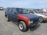 1995 NISSAN PATHFINDER SUV,  4X4, V6 GAS, AT, PS, AC, S# 66002