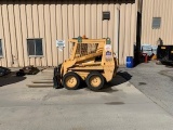 1993 CASE 1840 SKID STEER,  HAS LEAK IN TRAVEL PUMP. WORN TRAVEL SYSTEM. MA