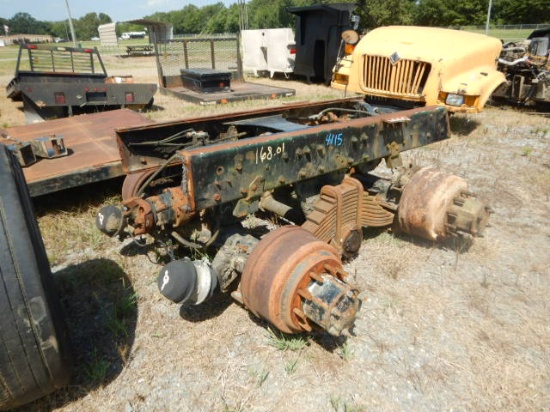 MACK REAR CUTOFF,  TWIN SCREW W/ CAMELBACK SUSPENSION