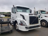 2008 VOLVO TRUCK TRACTOR, 801,095+ mi,  DAY CAB, VOLVO D13 DIESEL, 10-SPEED