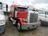 2005 PETERBILT 379 SLEEPER TRUCK TRACTOR, 923,664 miles,  52