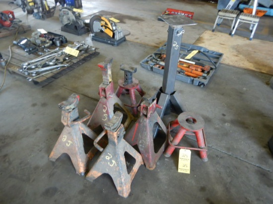 LOT WITH (7) JACK STANDS