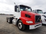 2012 VOLVO TRUCK TRACTOR, 1,019,335+ mi,  VOLVO DIESEL, 10-SPEED, TWIN SCRE