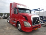 2005 VOLVO TRUCK TRACTOR, 1,118,102  52