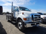 2009 FORD F-750 FLATBED TRUCK,  CUMMINS 6.7 DIESEL, AUTOMATIC, PS, AC, 12'