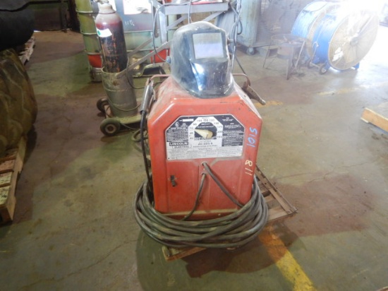 LINCOLN AC225-S WELDER