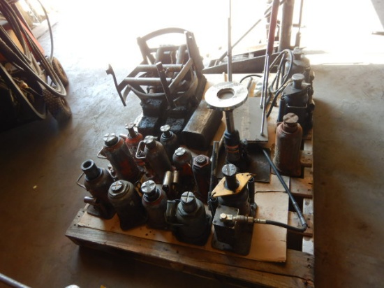 PALLET WITH BOTTLE JACKS  & MISCELLANEOUS
