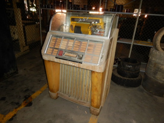 SEEBURG SELECT-O-MATIC M100C JUKE BOX S# 28735