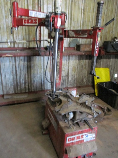 TIRE MACHINE