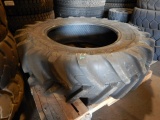 (1) 380/85R30 TIRE