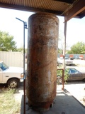 UPRIGHT AIR TANK