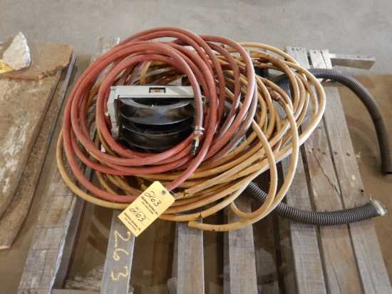 PALLET WITH AIR HOSES