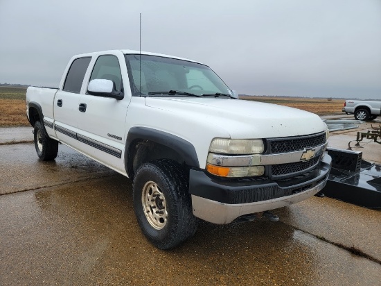 2002 CHEVROLET LS PICKUP TRUCK 289000+/-MILES  6.0 GAS, AUTO, PW, PL, 4WD,