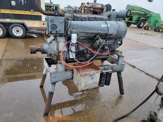 DUETZ 6 CYLINDER POWER UNIT ON STAND WITH CLUTCH NA S# 20186