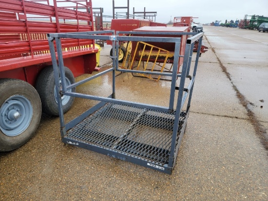 SAFETY CAGE FOR A FORK LIFT