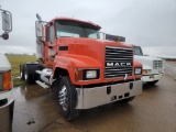 2002 MACK CH613 TRUCK TRACTOR 437666+/-MILES  DAY CAB, MACK 27 DIESEL ENGIN